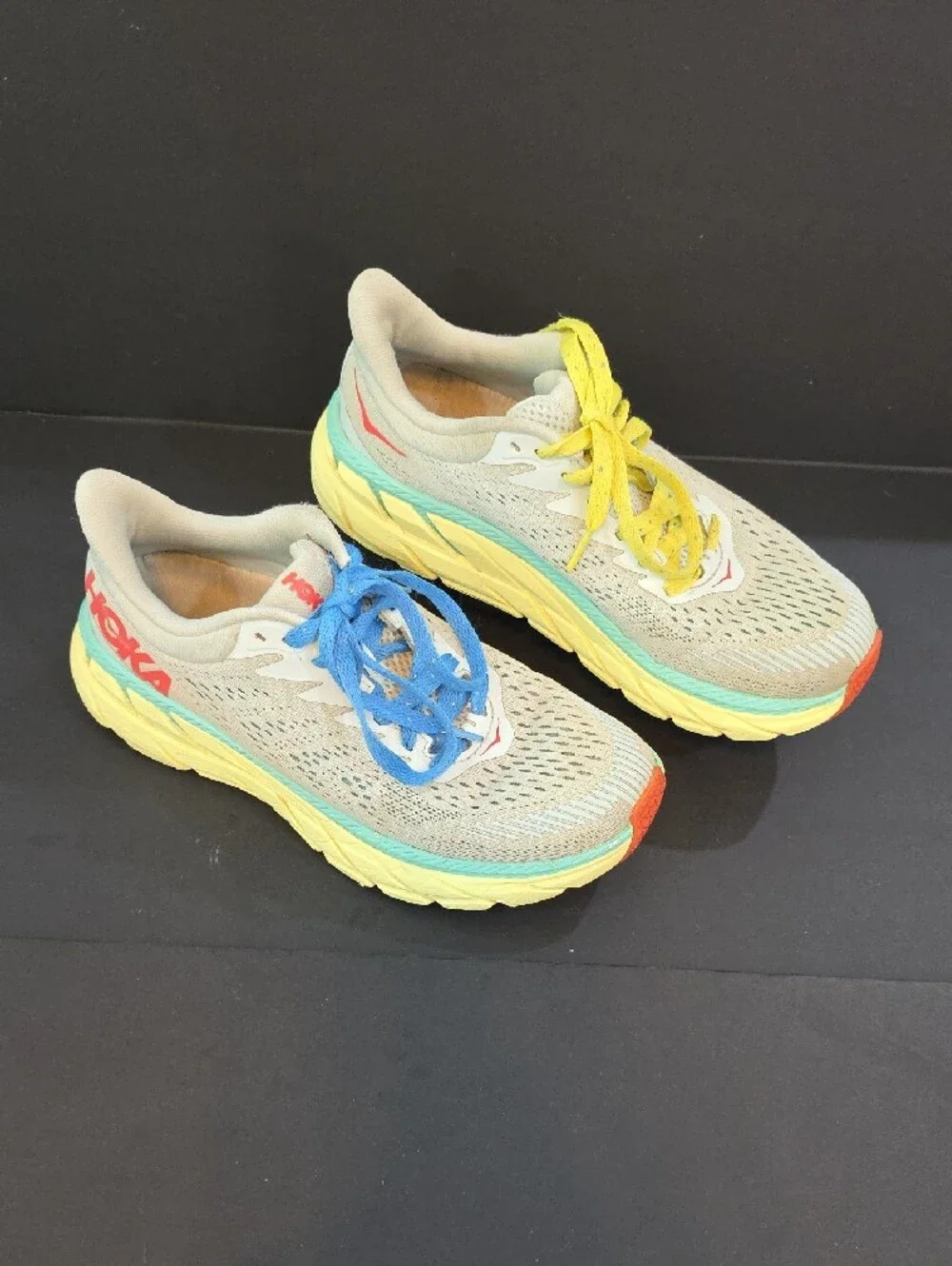 Hoka Clifton 7 Women's Shoes in Beige with Yellow, Blue & Coral Accents Size 8
